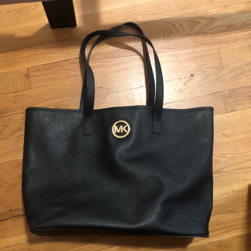 Black Michael Kors Tote